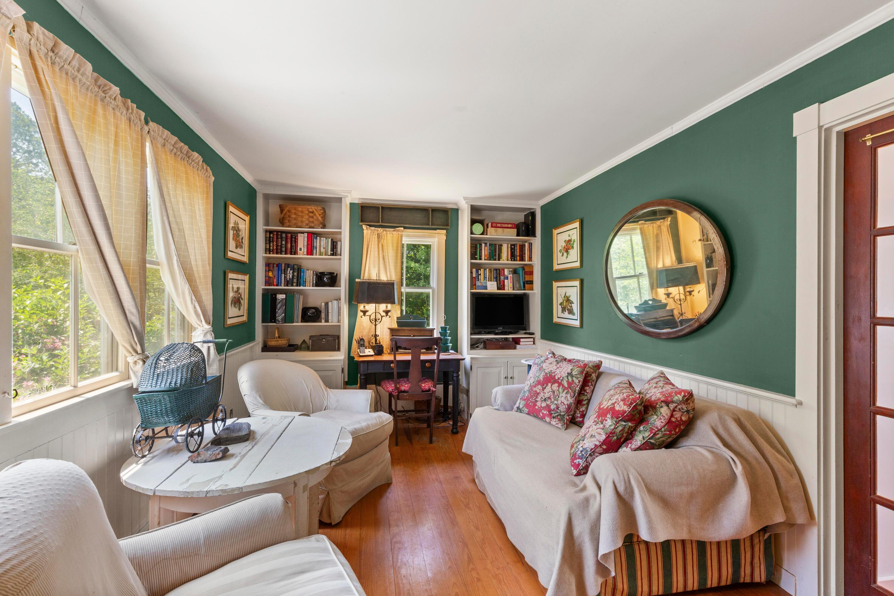  115 Babbidge Road - 物件實景