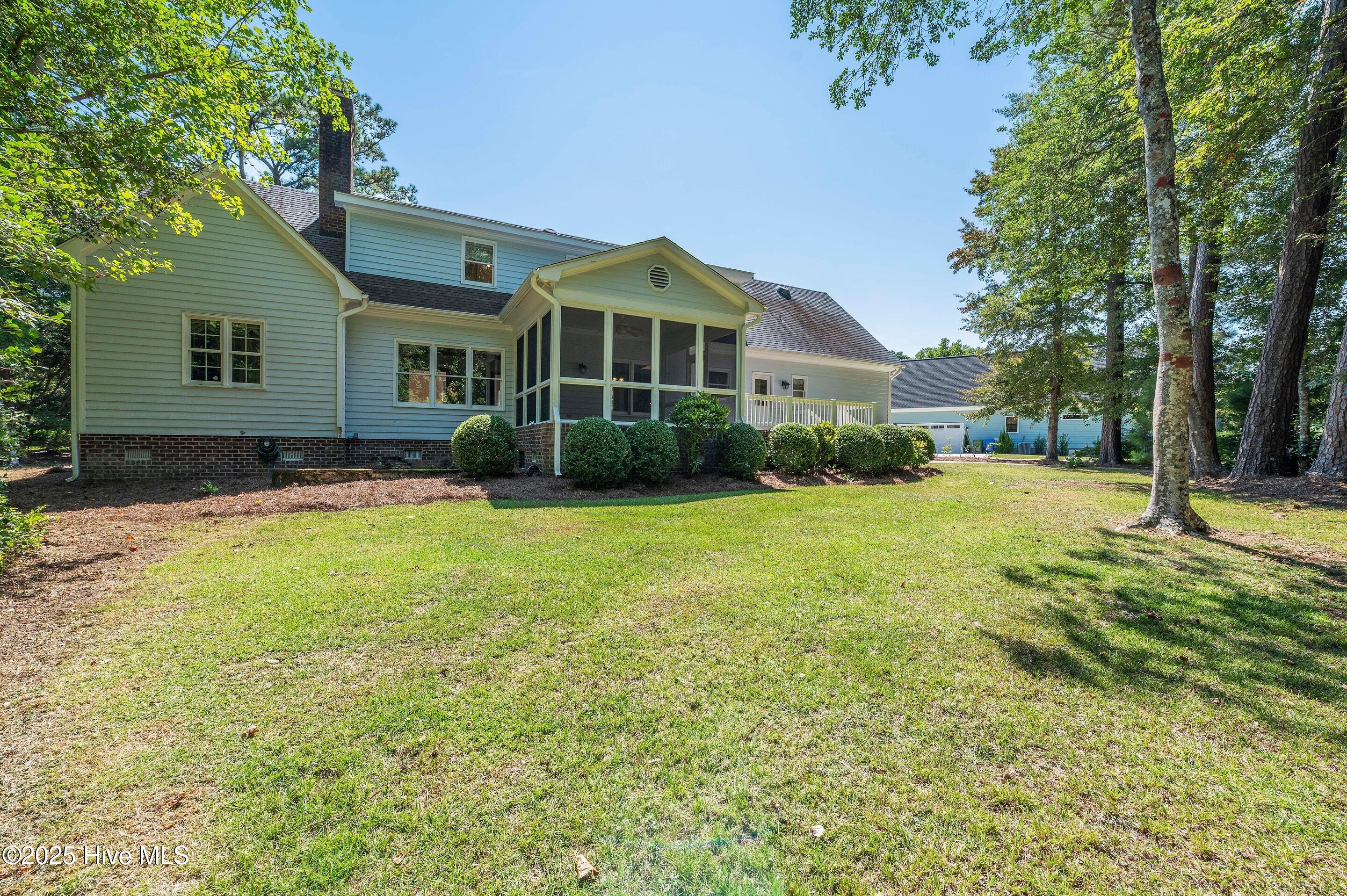 Wilmington, North Carolina, 28409, United States, 3 Bedrooms Bedrooms, ,4 BathroomsBathrooms,Residential,For Sale,1942177