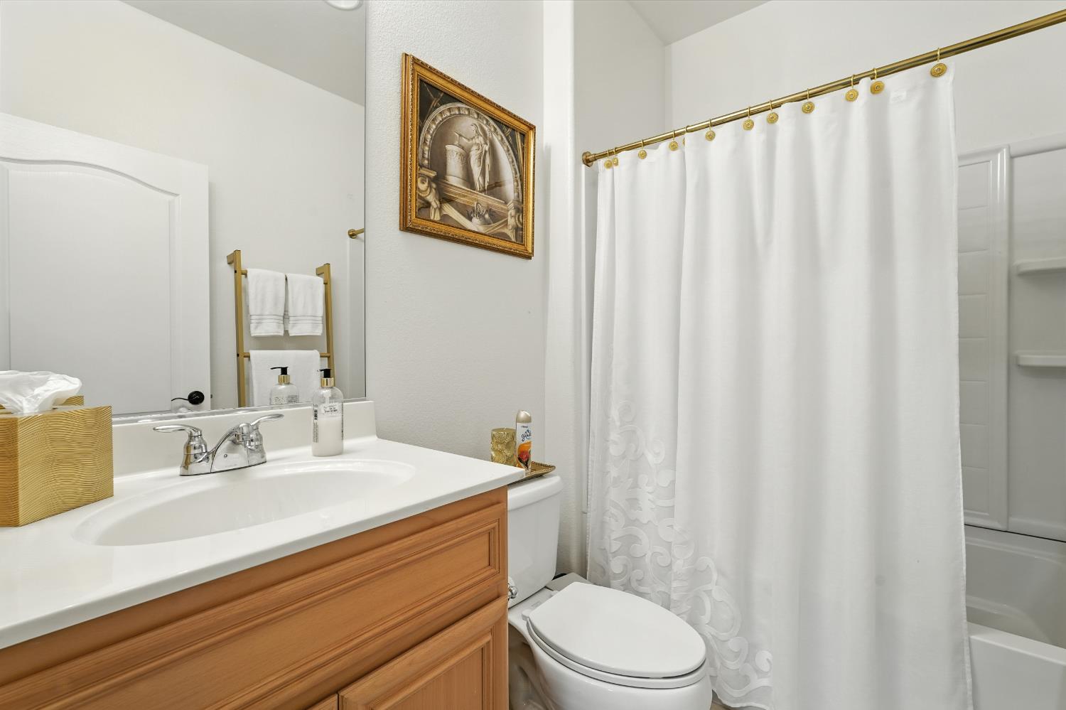 Roseville, California, 95747, United States, 2 Bedrooms Bedrooms, ,2 BathroomsBathrooms,Residential,For Sale,1918071