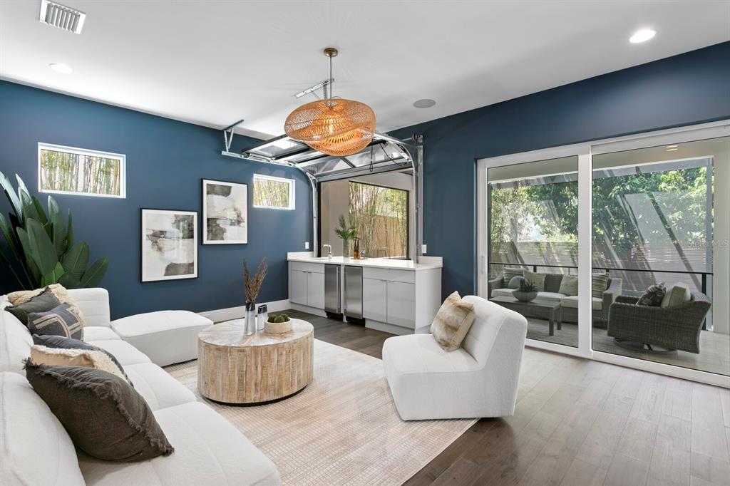 Tampa, Florida, 33606, United States, 5 Bedrooms Bedrooms, ,7 BathroomsBathrooms,Residential,For Sale,1779017