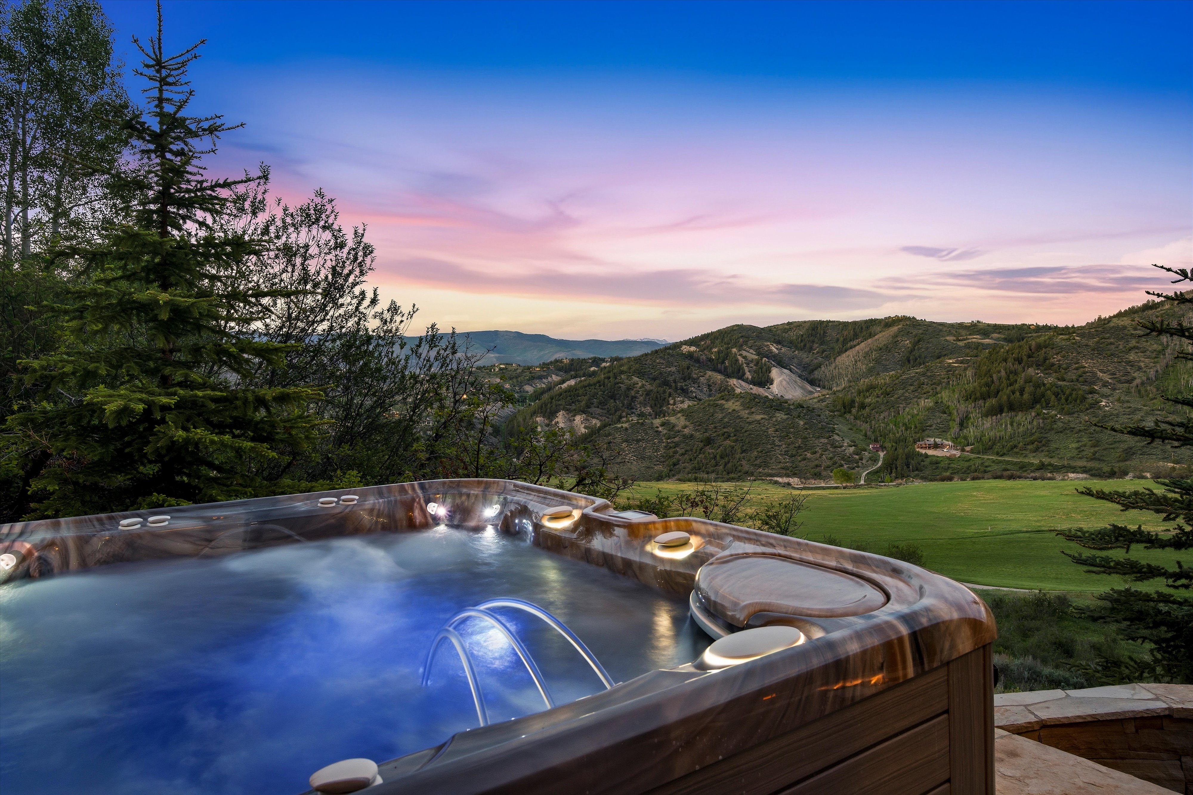  35 Stag Gulch Court Embraces Open Space Meadows With Golf Course Access - 物件實景