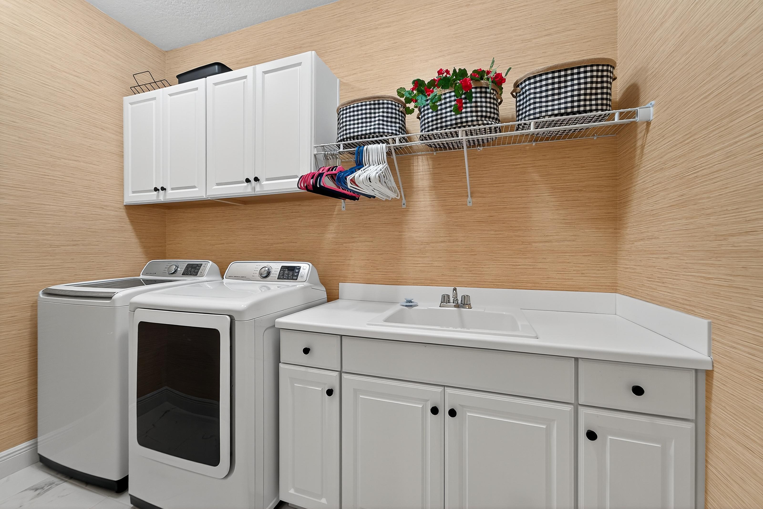 Bradenton, Florida, 34211, United States, 3 Bedrooms Bedrooms, ,2 BathroomsBathrooms,Residential,For Sale,2008823