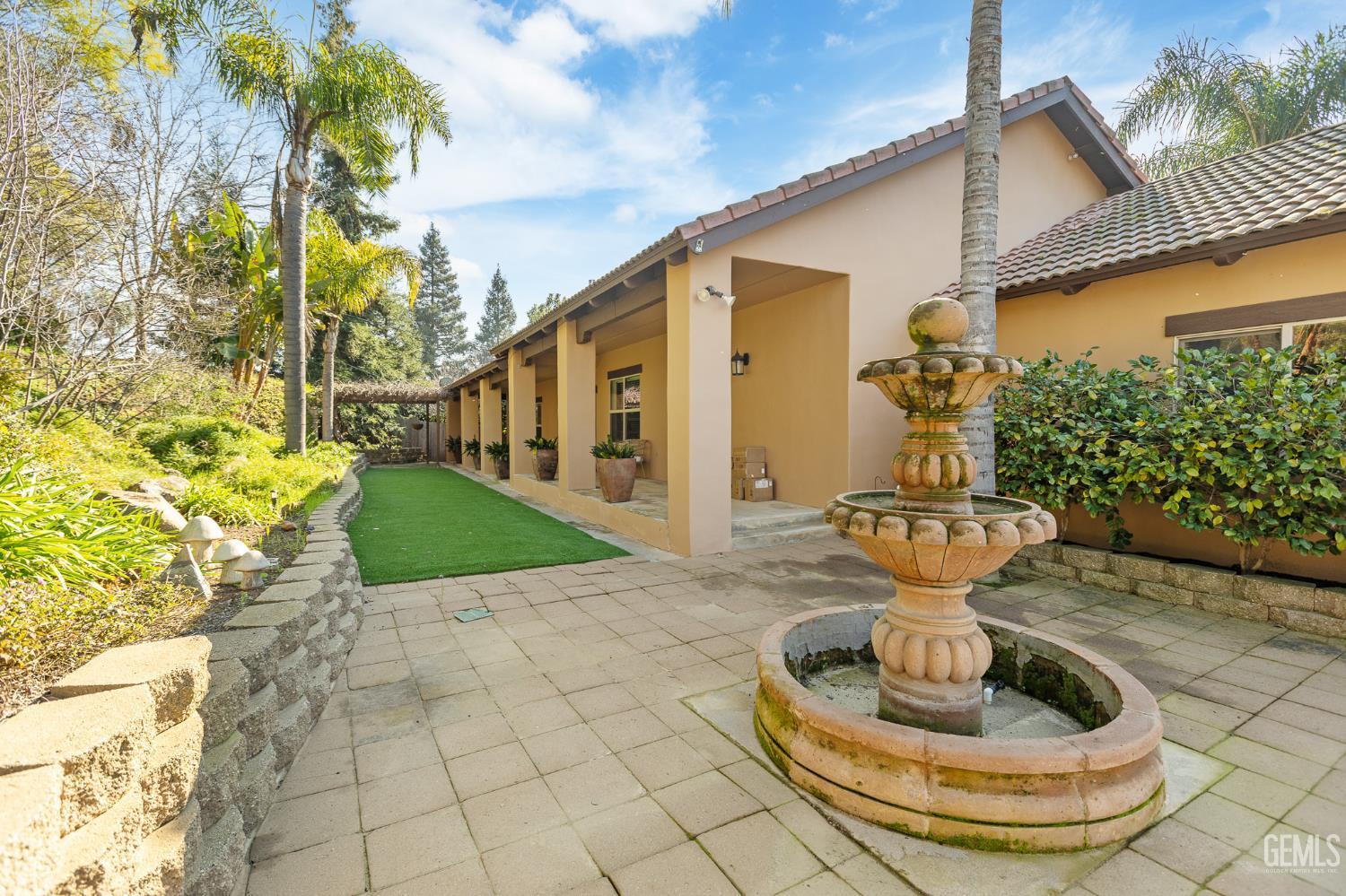 Lindsay, California, 93274, United States, 3 Bedrooms Bedrooms, ,2 BathroomsBathrooms,Residential,For Sale,2013537