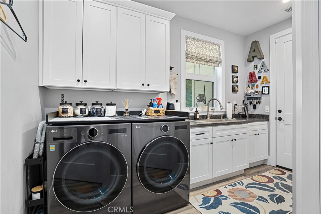 Temecula, California, 92590, United States, 4 Bedrooms Bedrooms, ,3 BathroomsBathrooms,Residential,For Sale,2013760