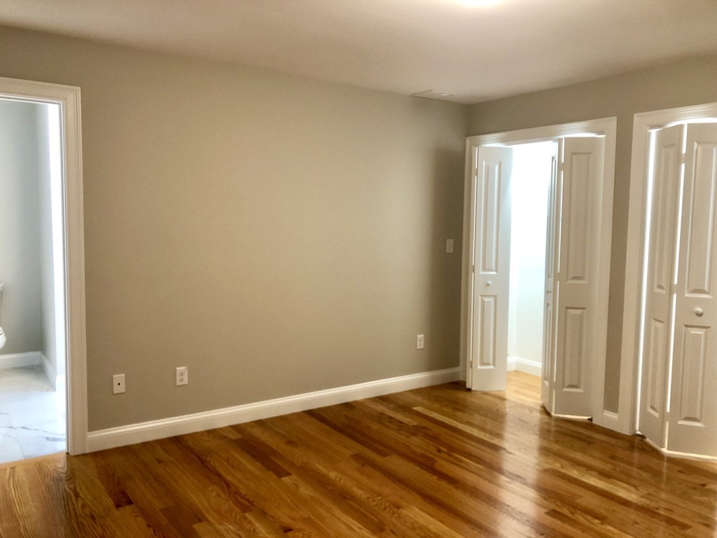 Revere, Massachusetts, 02151, United States, 4 Bedrooms Bedrooms, ,4 BathroomsBathrooms,Residential,For Sale,1928328