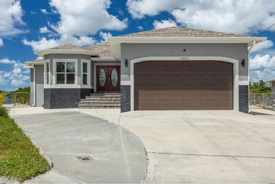 Fort Myers, Florida, 33905, United States, 3 Bedrooms Bedrooms, ,4 BathroomsBathrooms,Residential,For Sale,1997998