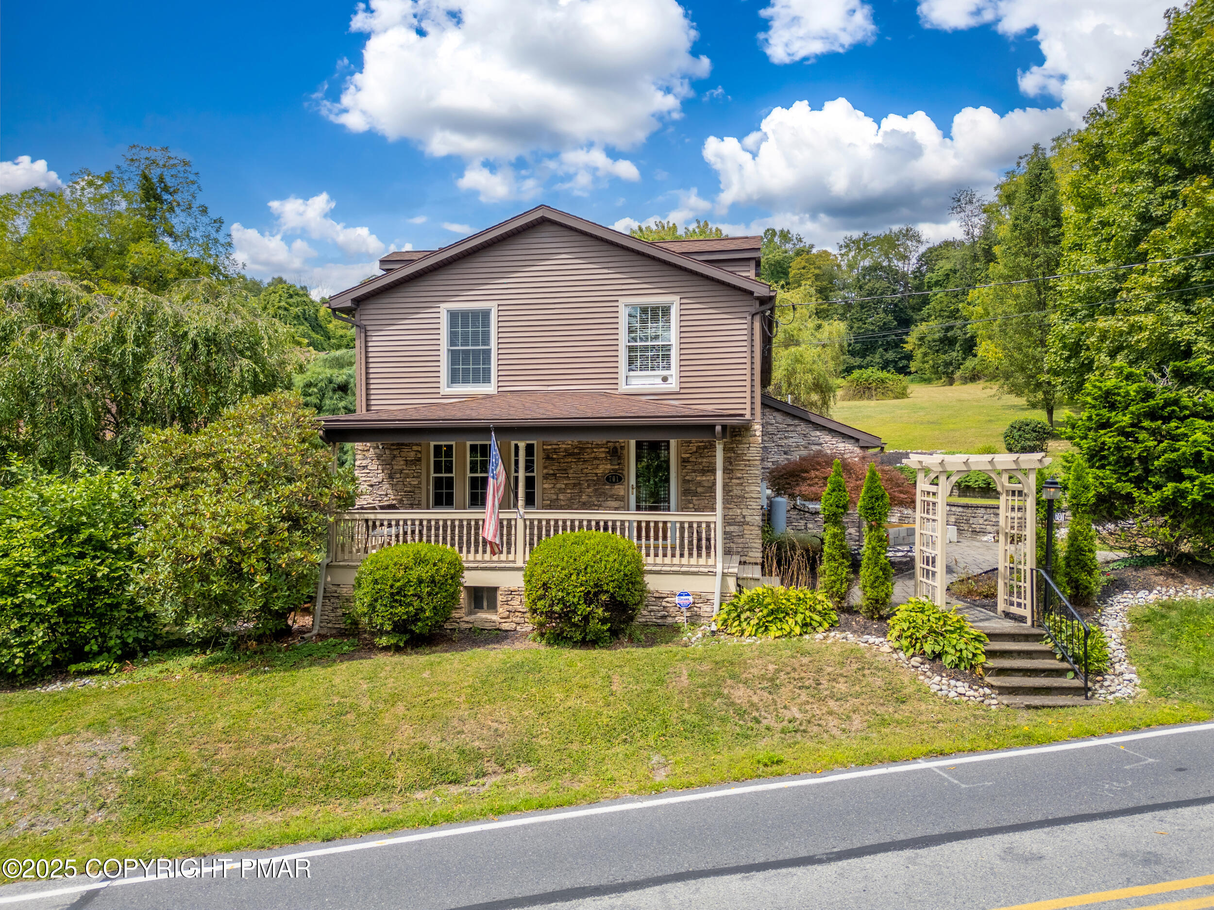 Bangor, Pennsylvania, 18013, United States, 3 Bedrooms Bedrooms, ,2 BathroomsBathrooms,Residential,For Sale,1934603
