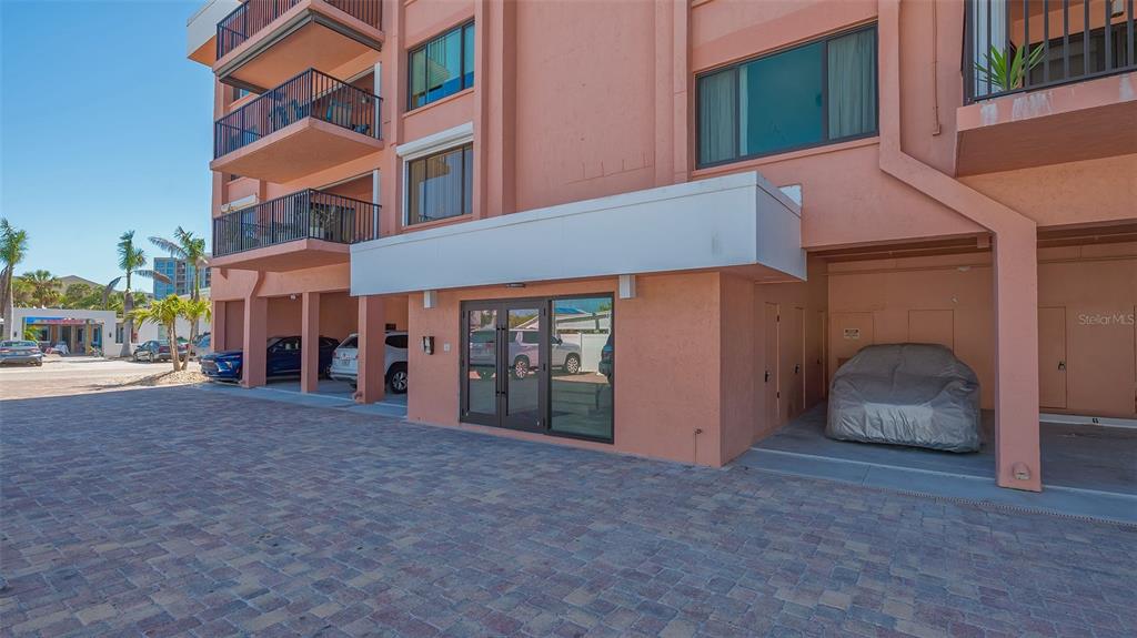 Sarasota, Florida, 34236, United States, 2 Bedrooms Bedrooms, ,2 BathroomsBathrooms,Residential,For Sale,1744779