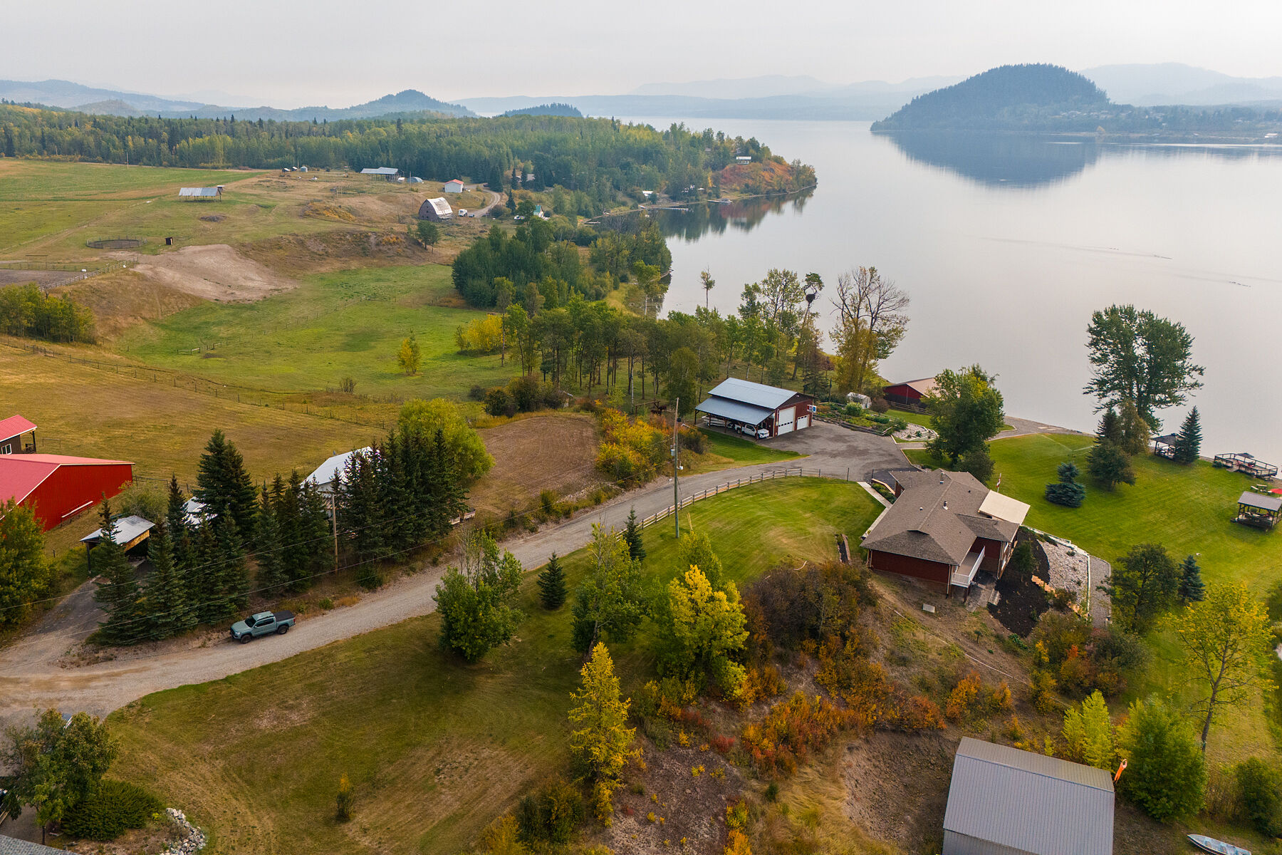  Waterfront Equestrian Living - 物件實景