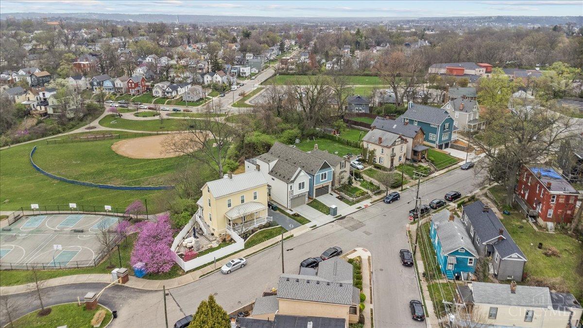 Cincinnati, Ohio, 45208, United States, 3 Bedrooms Bedrooms, ,3 BathroomsBathrooms,Residential,For Sale,1960711