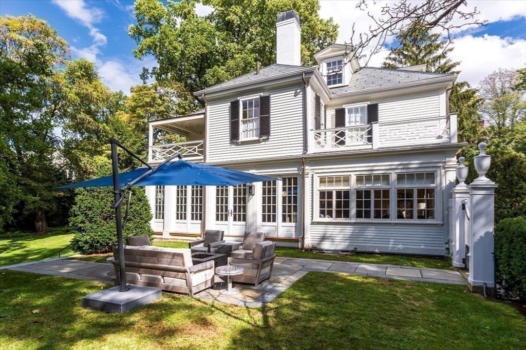 Cambridge, Massachusetts, 02138, United States, 7 Bedrooms Bedrooms, ,7 BathroomsBathrooms,Residential,For Sale,1964740