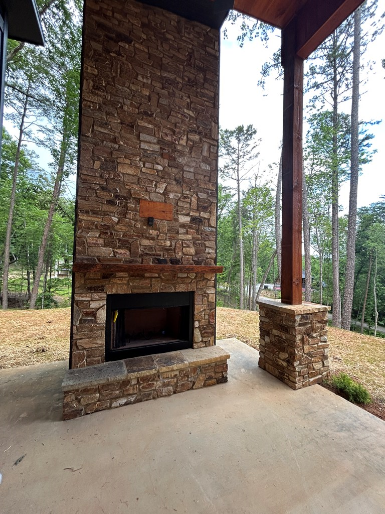 Mineral Bluff, Georgia, 30559, United States, 3 Bedrooms Bedrooms, ,3 BathroomsBathrooms,Residential,For Sale,1871294