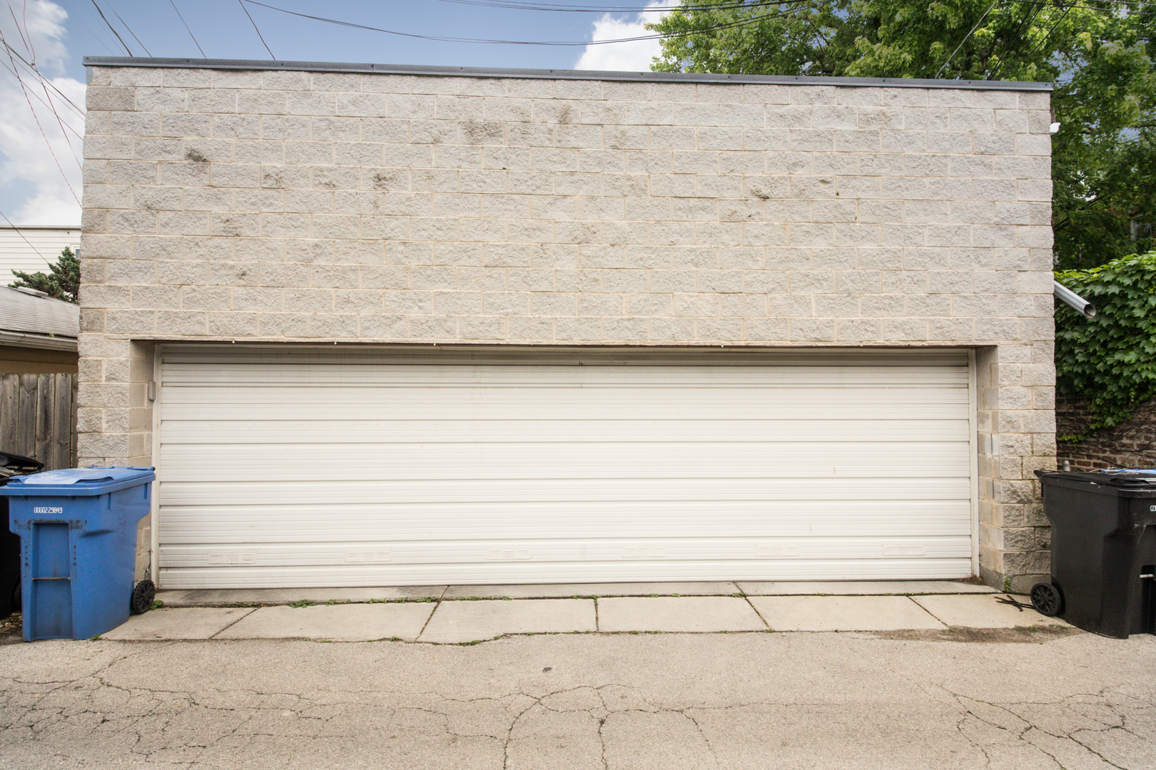 Chicago, Illinois, 60618, United States, 4 Bedrooms Bedrooms, ,2 BathroomsBathrooms,Residential,For Sale,1917452
