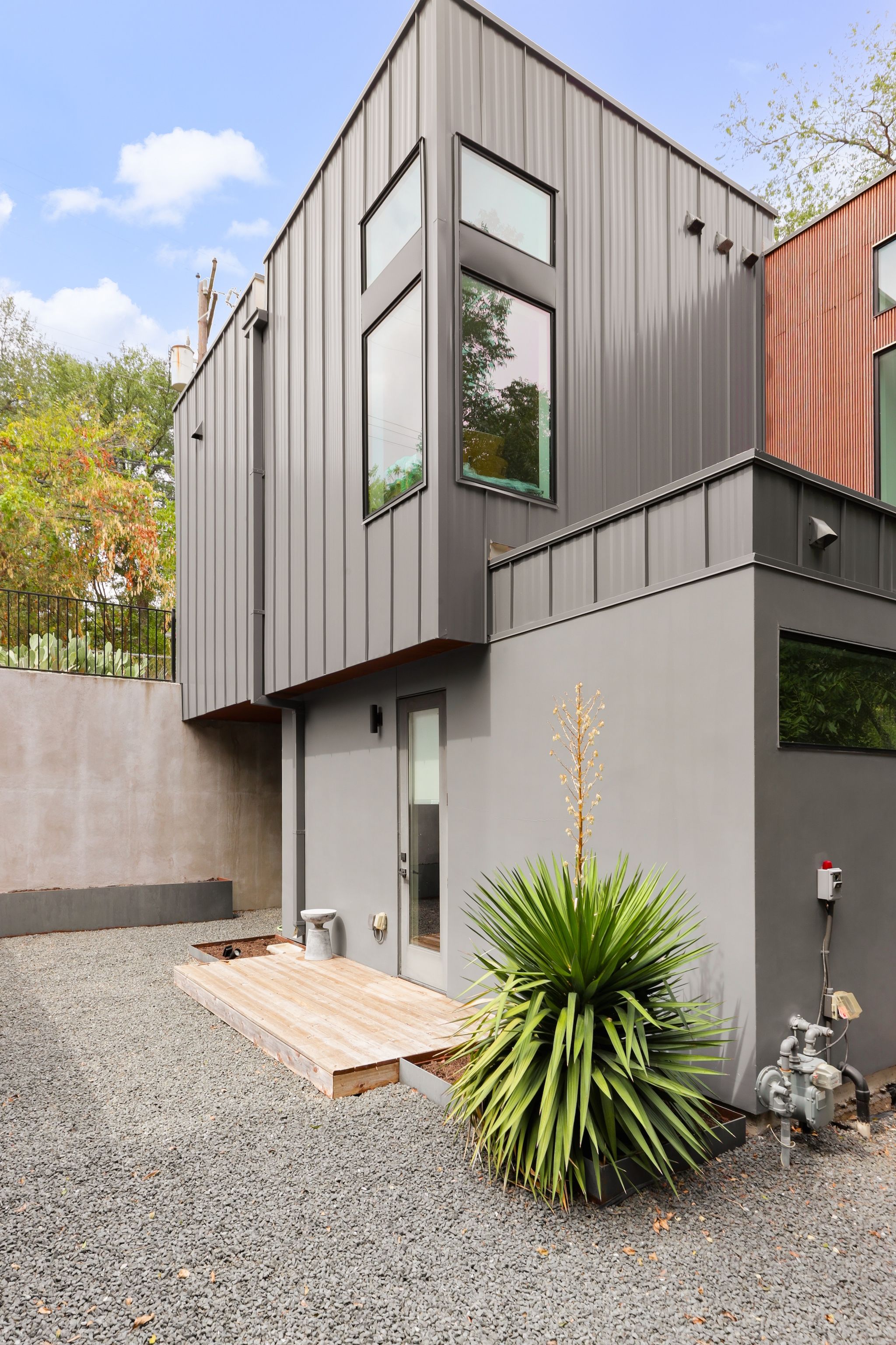  Modern Home, Prime Location - 物件實景