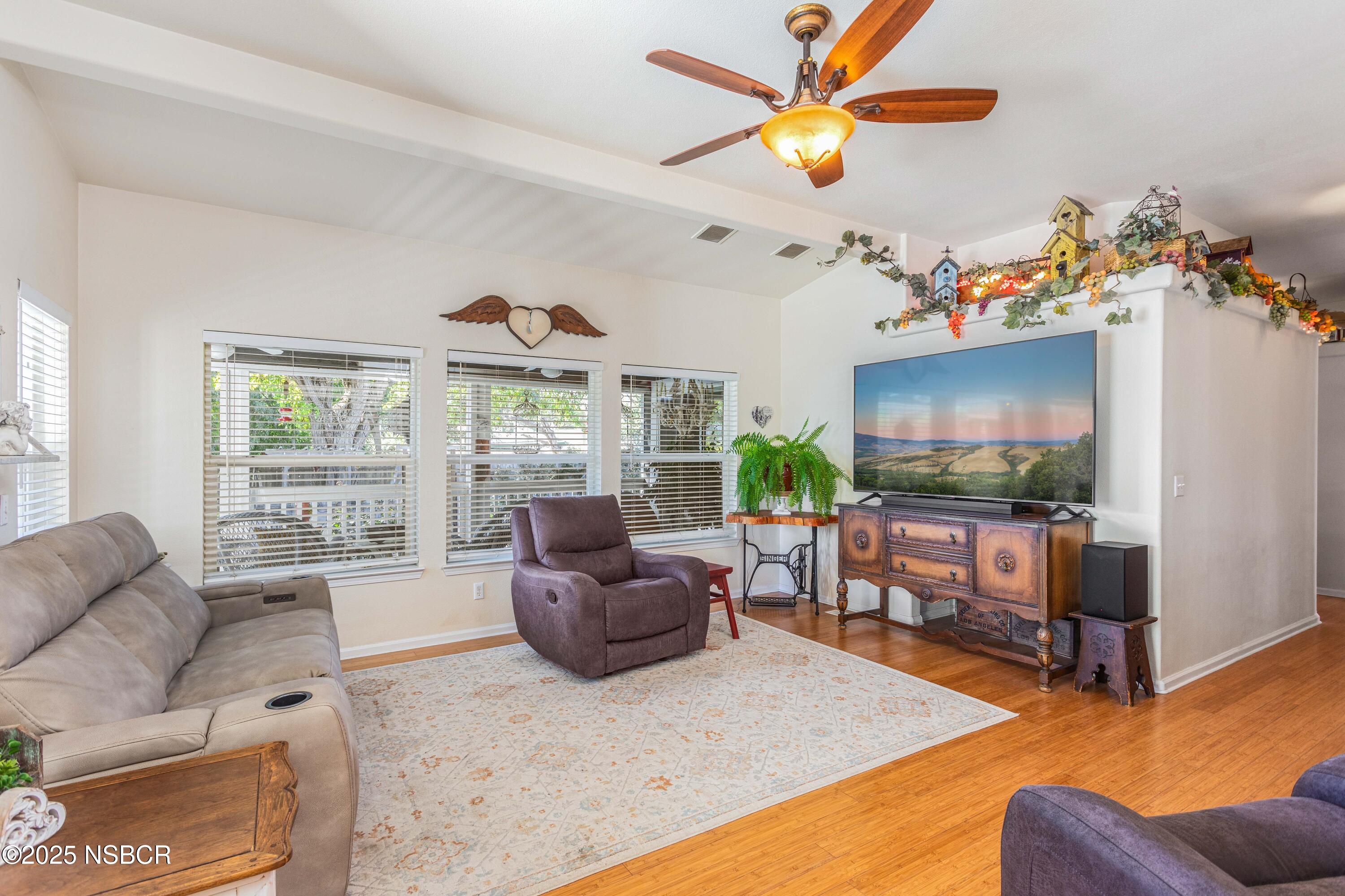 Los Alamos, California, 93440, United States, 3 Bedrooms Bedrooms, ,2 BathroomsBathrooms,Residential,For Sale,2005913