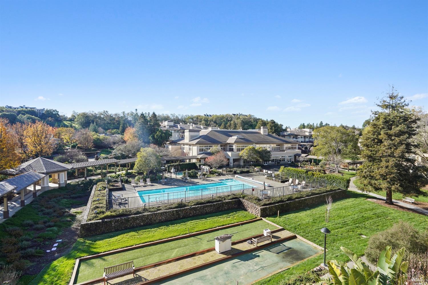 San Rafael, California, 94903, United States, 1 Bedroom Bedrooms, ,2 BathroomsBathrooms,Residential,For Sale,1891076