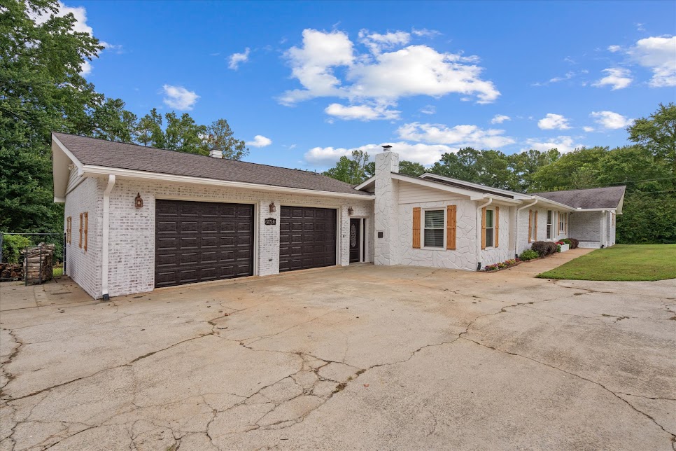 Carrollton, Georgia, 30116, United States, 4 Bedrooms Bedrooms, ,3 BathroomsBathrooms,Residential,For Sale,1981522