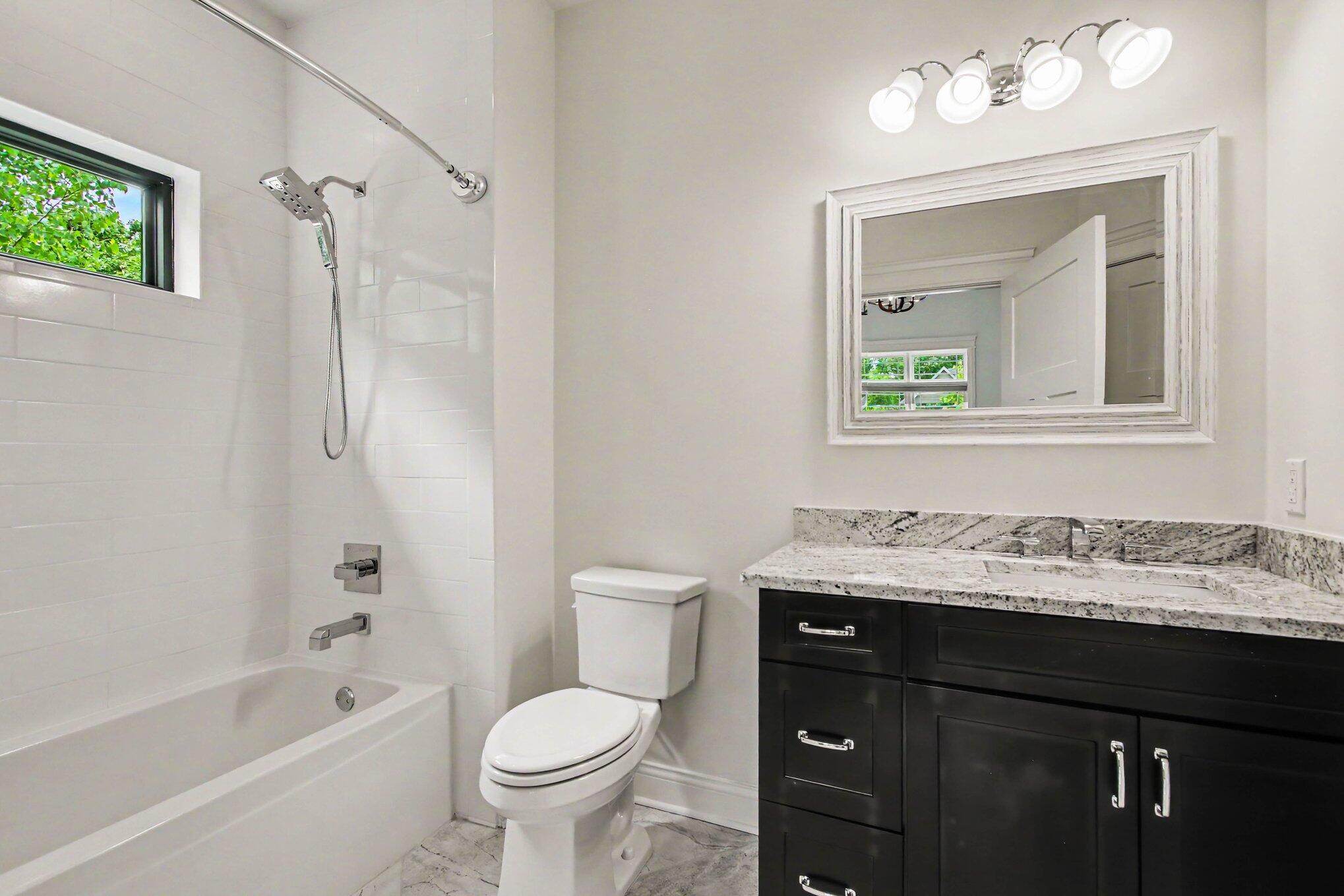 Schererville, Indiana, 46375, United States, 4 Bedrooms Bedrooms, ,4 BathroomsBathrooms,Residential,For Sale,2048317