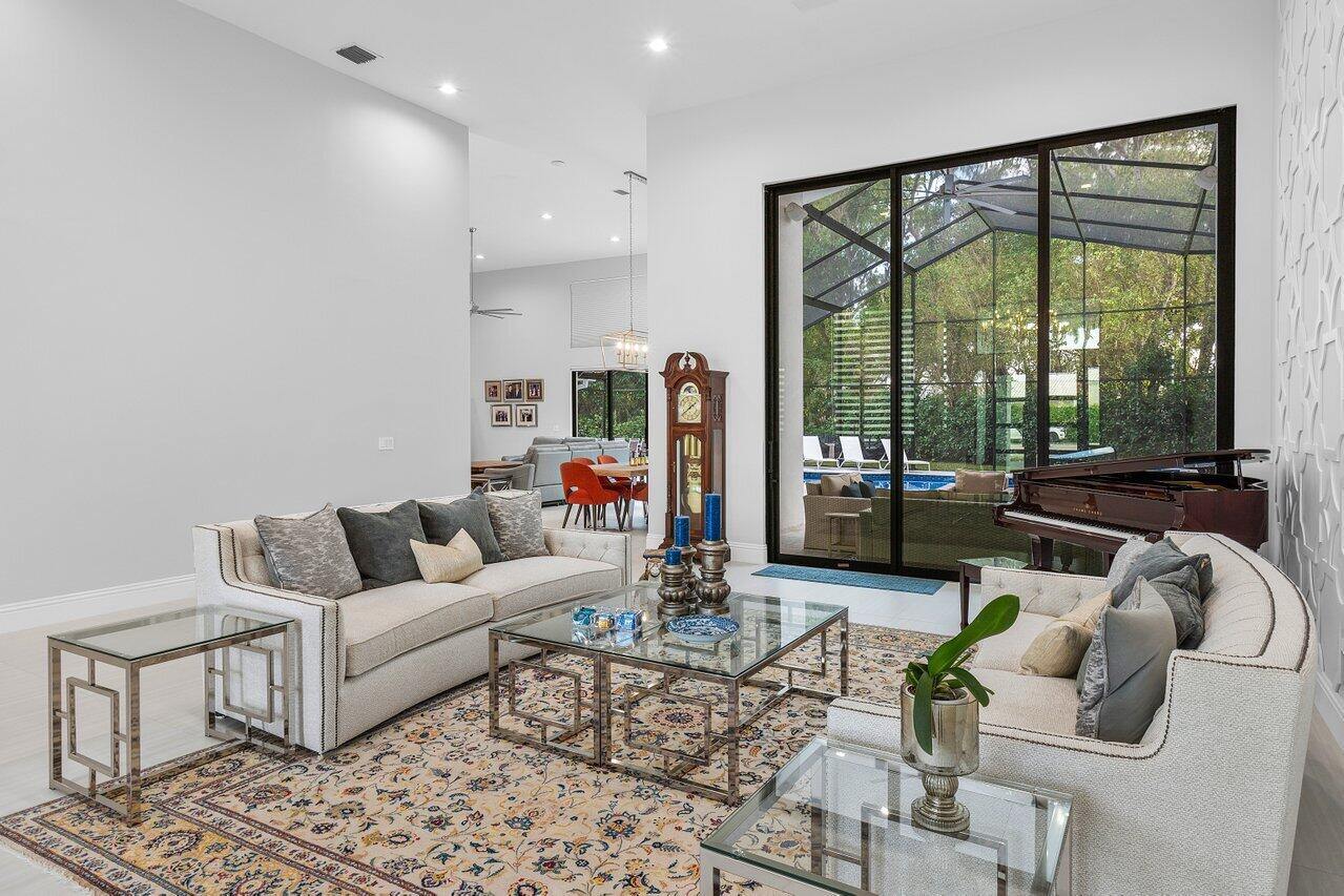 17607 Bocaire Place, Boca Raton, Florida, 33487, United States, 6 Bedrooms Bedrooms, ,5 BathroomsBathrooms,Residential,For Sale,17607 Bocaire Place,1679087