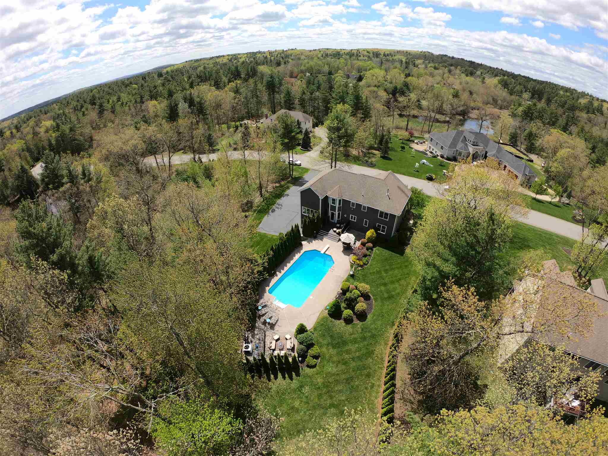 Windham, New Hampshire, 03087, United States, 4 Bedrooms Bedrooms, ,3 BathroomsBathrooms,Residential,For Sale,1921691