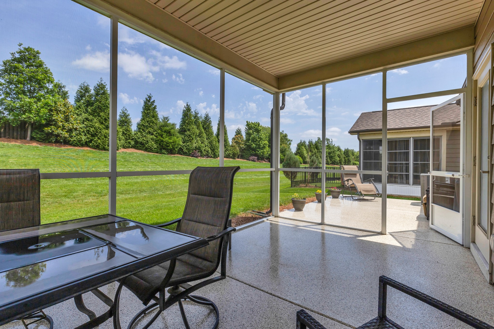 Spring Hill, Tennessee, 37174, United States, 3 Bedrooms Bedrooms, ,2 BathroomsBathrooms,Residential,For Sale,1821005