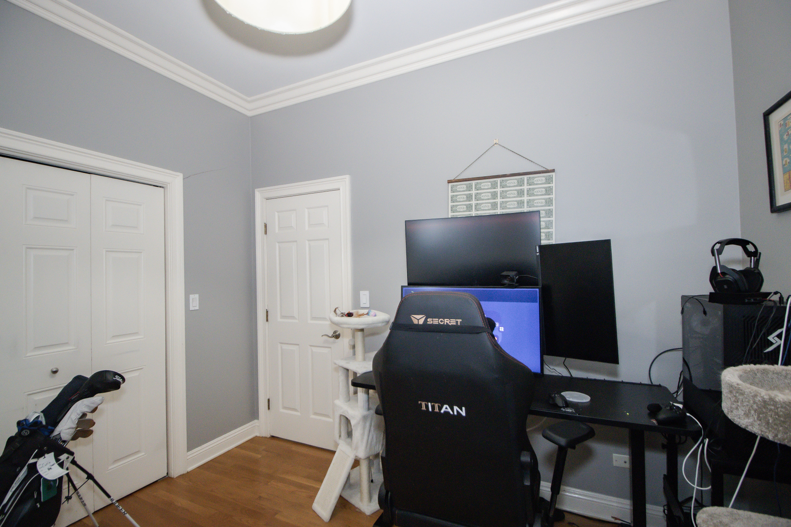 Chicago, Illinois, 60610, United States, 3 Bedrooms Bedrooms, ,3 BathroomsBathrooms,Residential,For Sale,1977363