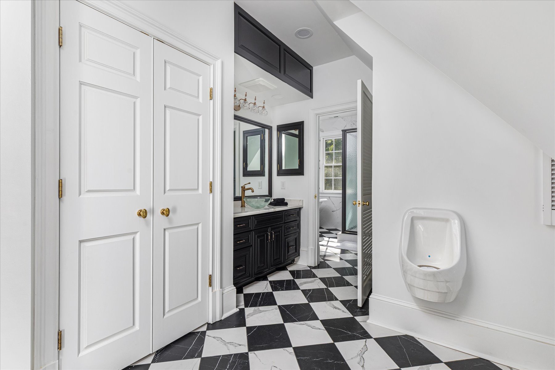  261 Merrifield Lane, Winchester, VA, 22602 - 物件實景