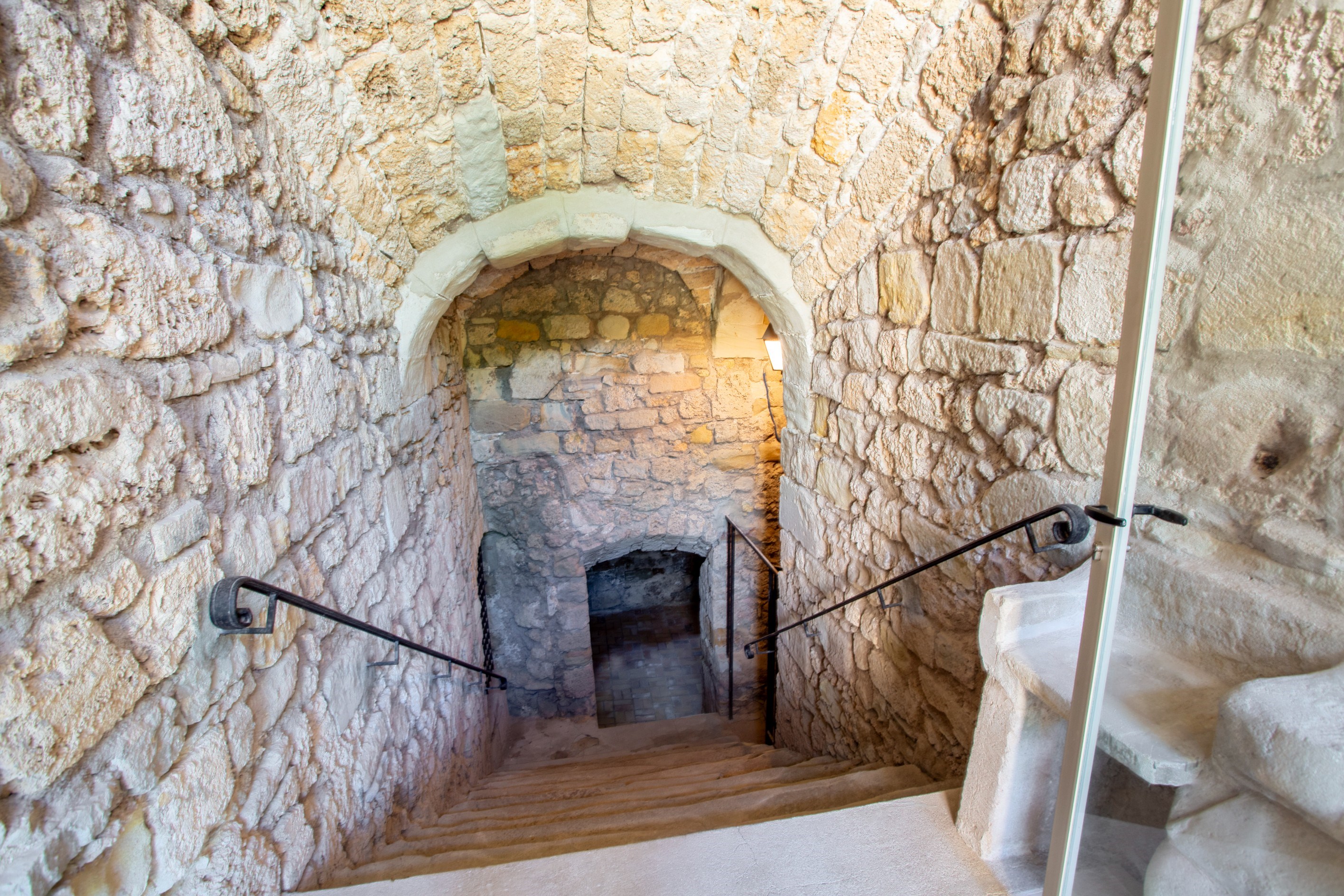  Château de Soubes from 11th Century Reimagined for Contemporary Living - 物件實景
