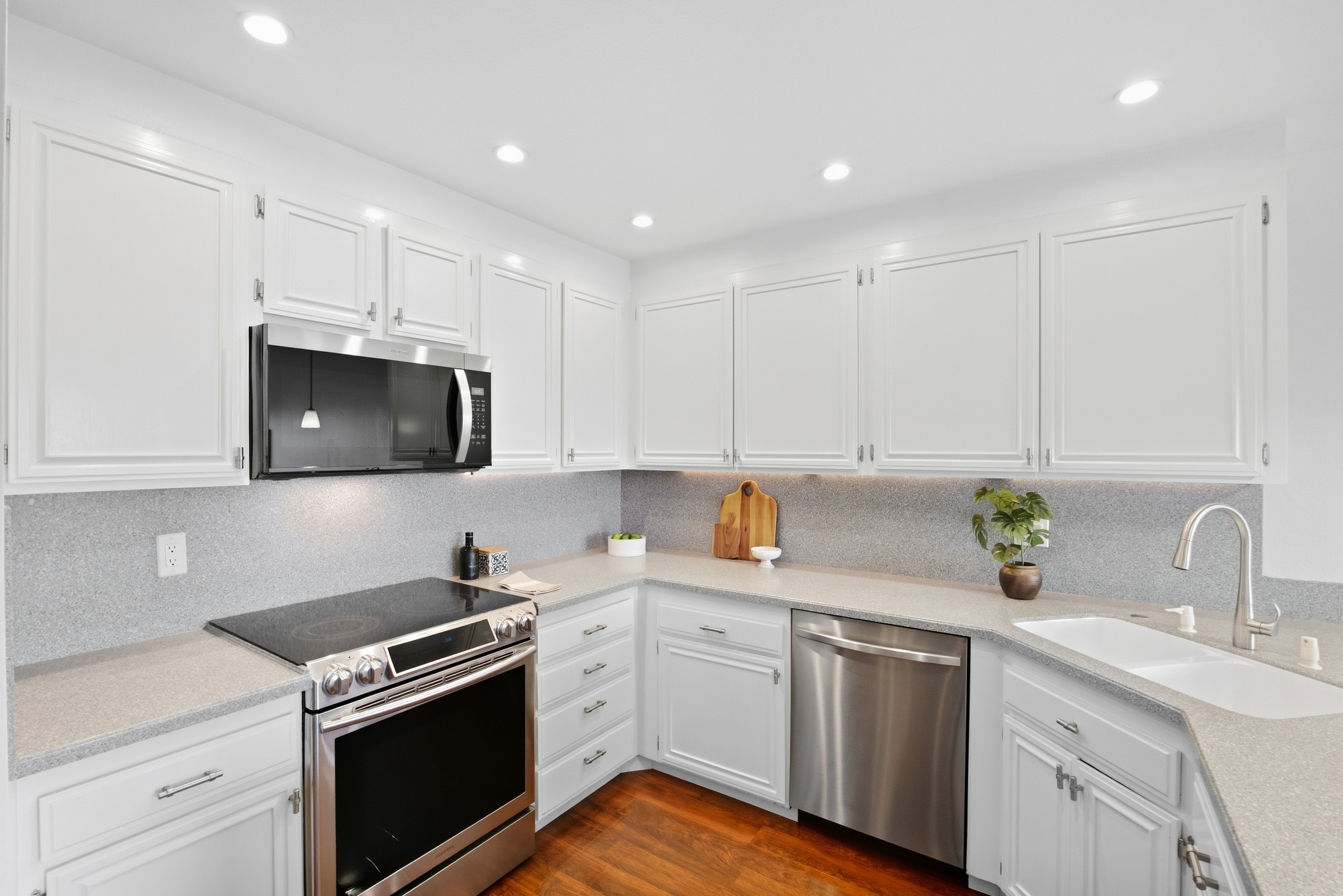  Fantastic Townhome in The City of Good Living - 物件實景