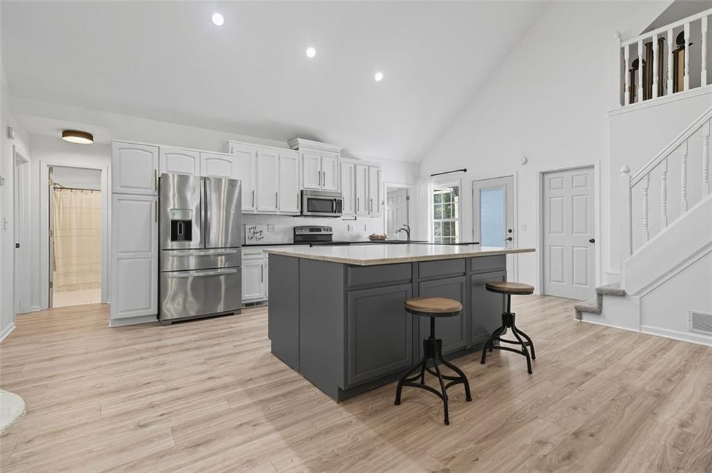 Douglasville, Georgia, 30135, United States, 3 Bedrooms Bedrooms, ,2 BathroomsBathrooms,Residential,For Sale,1947775