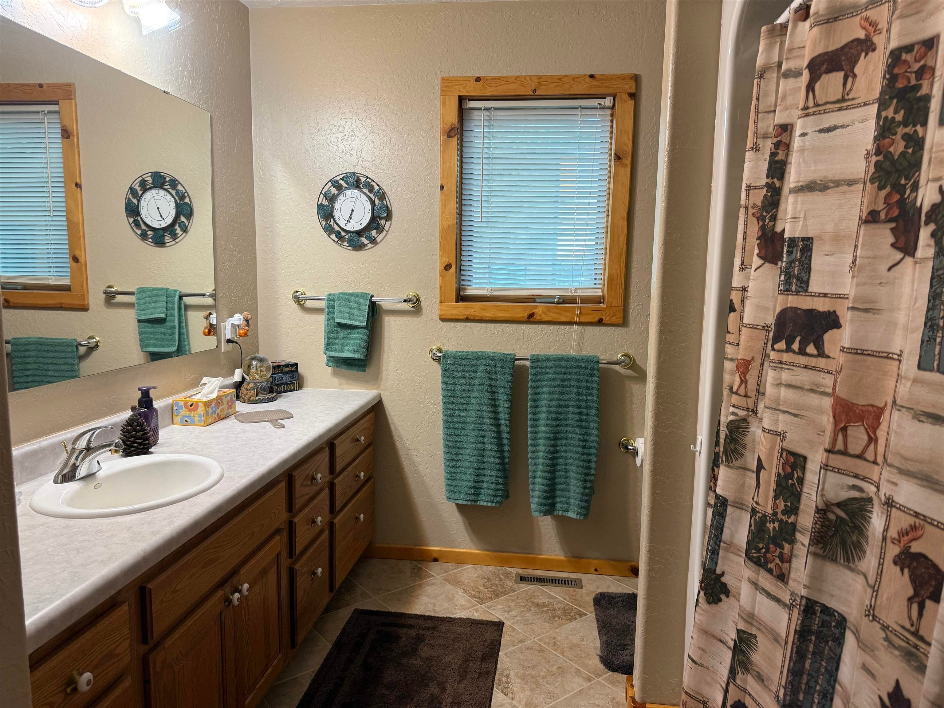 NORTH PLATTE, Nebraska, 69101, United States, 3 Bedrooms Bedrooms, ,3 BathroomsBathrooms,Residential,For Sale,1960971