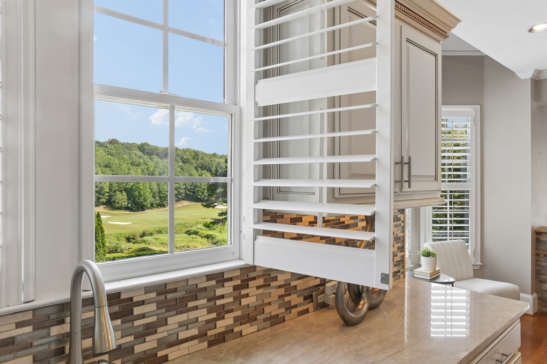  Windermere Retreat with Golf Course Views and Resort-Style Amenities - 物件實景
