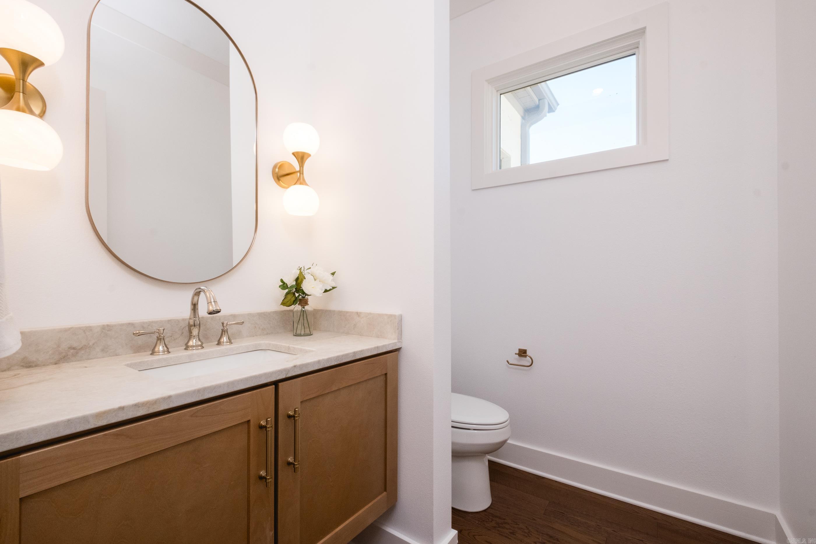 Little Rock, Arkansas, 72207, United States, 4 Bedrooms Bedrooms, ,4 BathroomsBathrooms,Residential,For Sale,1987623