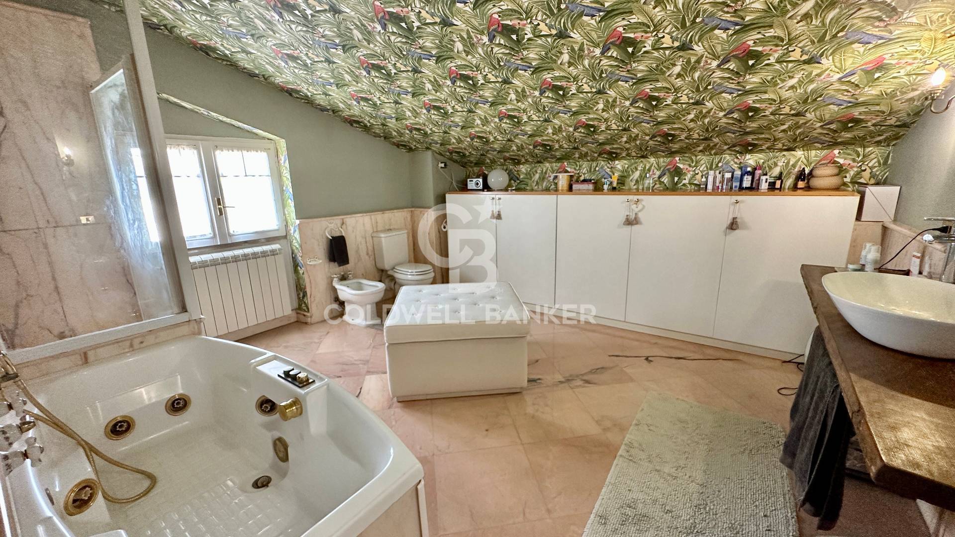 Largo Dell' Olgiata, Roma, Roma, 00100, IT, 7 Bedrooms Bedrooms, ,7 BathroomsBathrooms,Residential,For Sale,Largo Dell' Olgiata,1397569