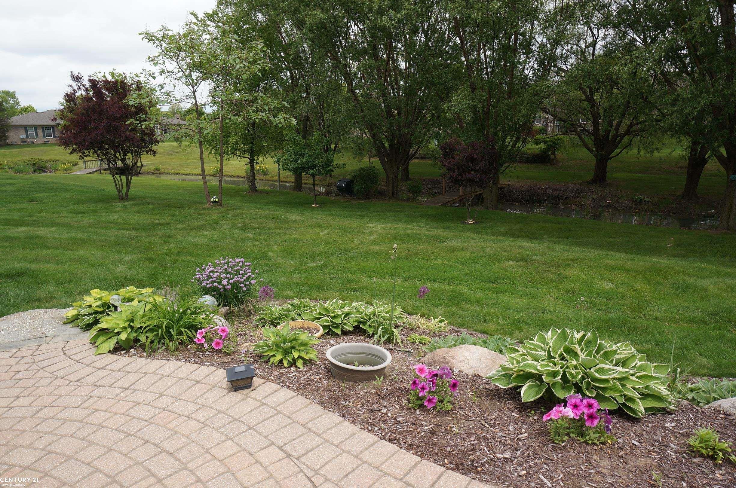 Macomb Twp, Michigan, 48044, United States, 4 Bedrooms Bedrooms, ,4 BathroomsBathrooms,Residential,For Sale,1894299