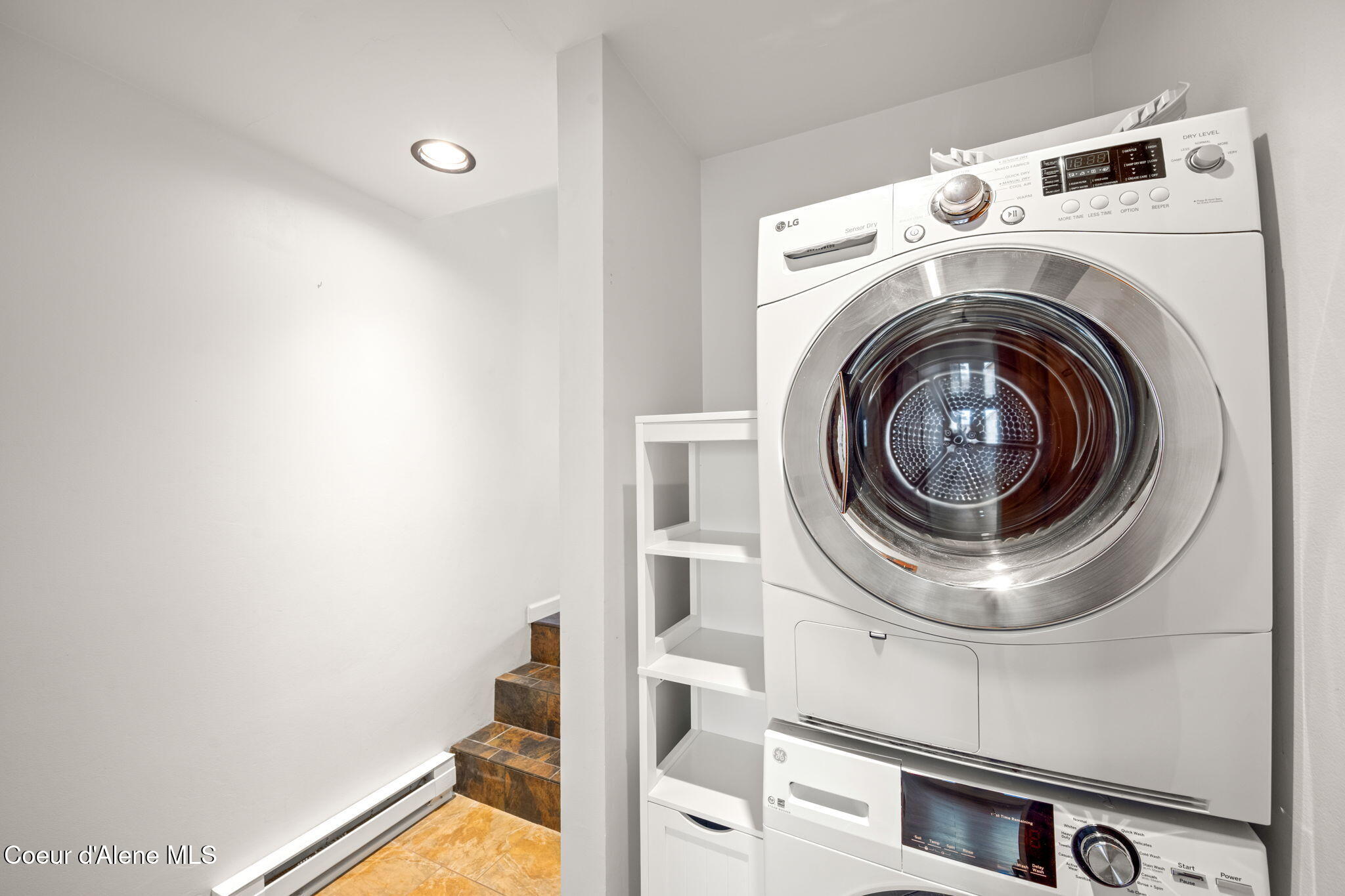 Sandpoint, Idaho, 83864, United States, 2 Bedrooms Bedrooms, ,Residential,For Sale,1999748