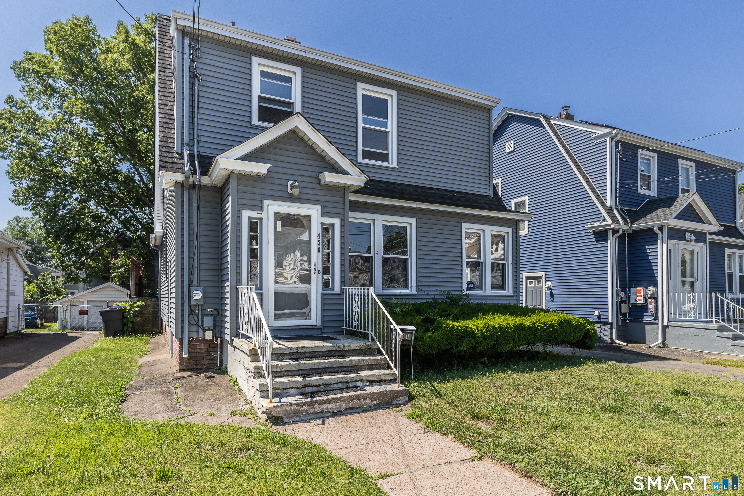 Blohm St, West Haven, CT 06516