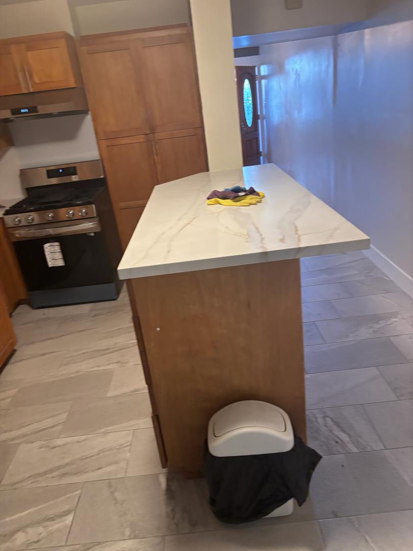 San Francisco, California, 94124, United States, ,Residential,For Sale,1987584