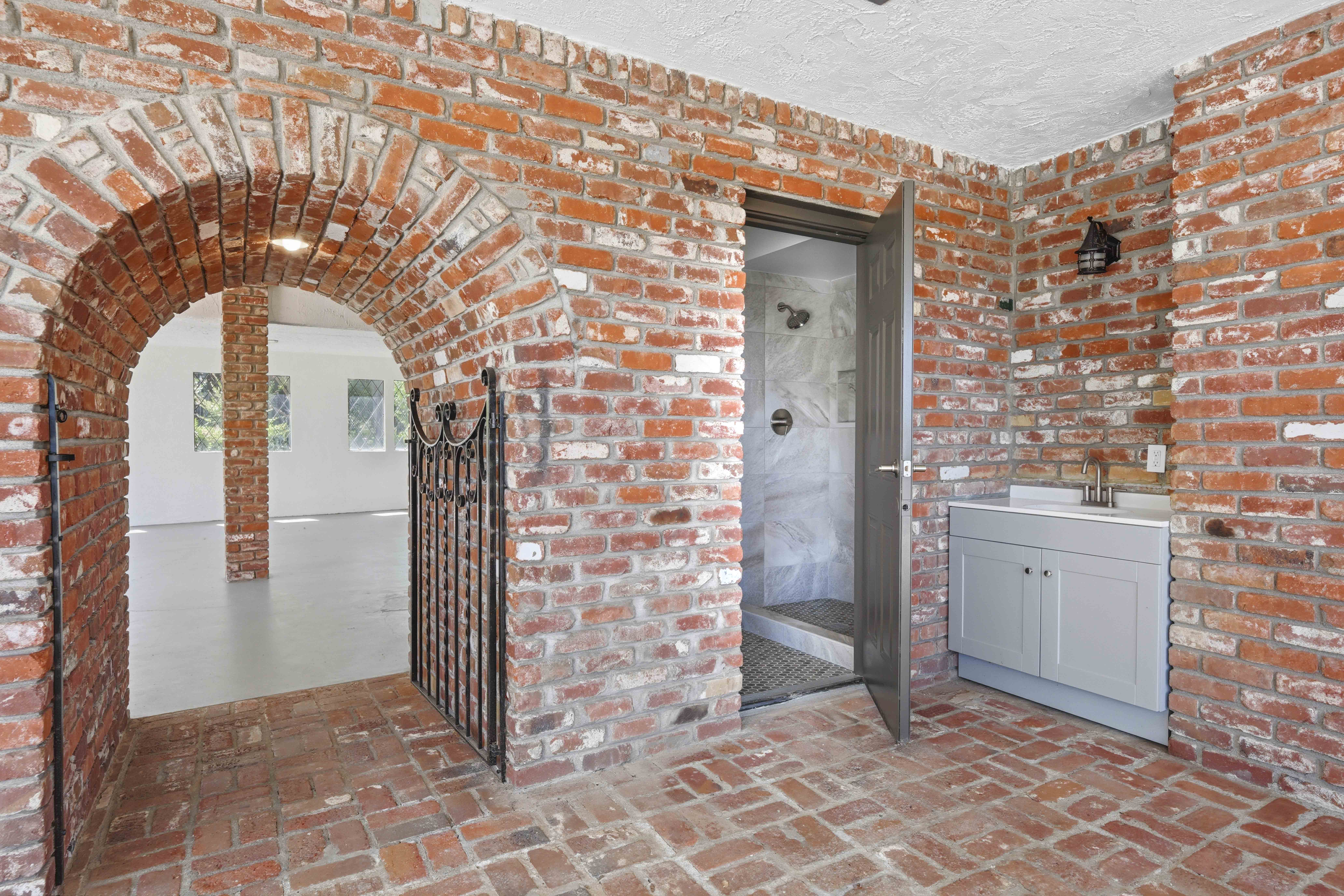  9815 Mira Del Rio Drive, Sacramento, CA 95827 - 物件實景