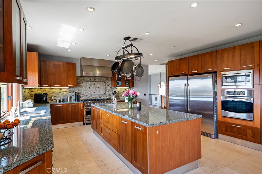 Calabasas, California, 91302, United States, 4 Bedrooms Bedrooms, ,4 BathroomsBathrooms,Residential,For Sale,1856479