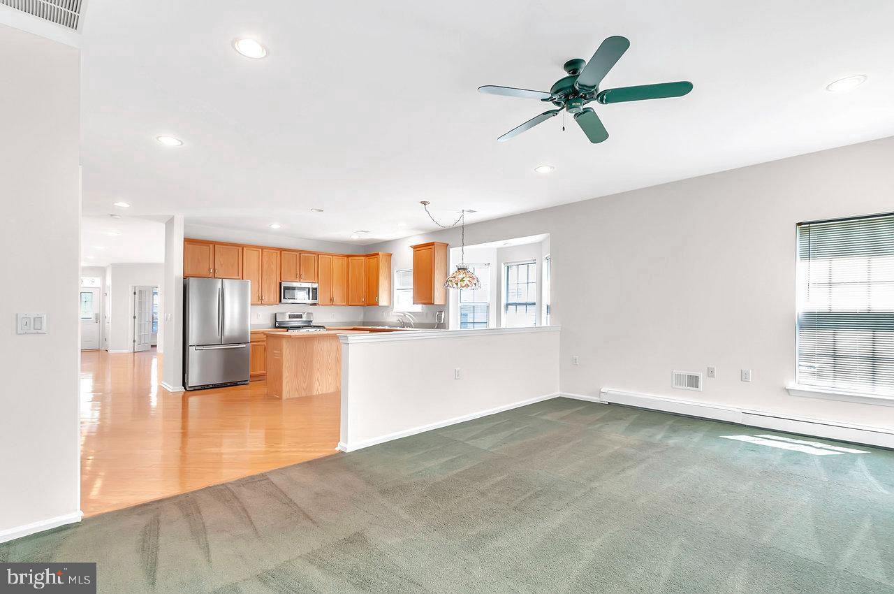 West Windsor, New Jersey, 08550, United States, 2 Bedrooms Bedrooms, ,2 BathroomsBathrooms,Residential,For Sale,1906762