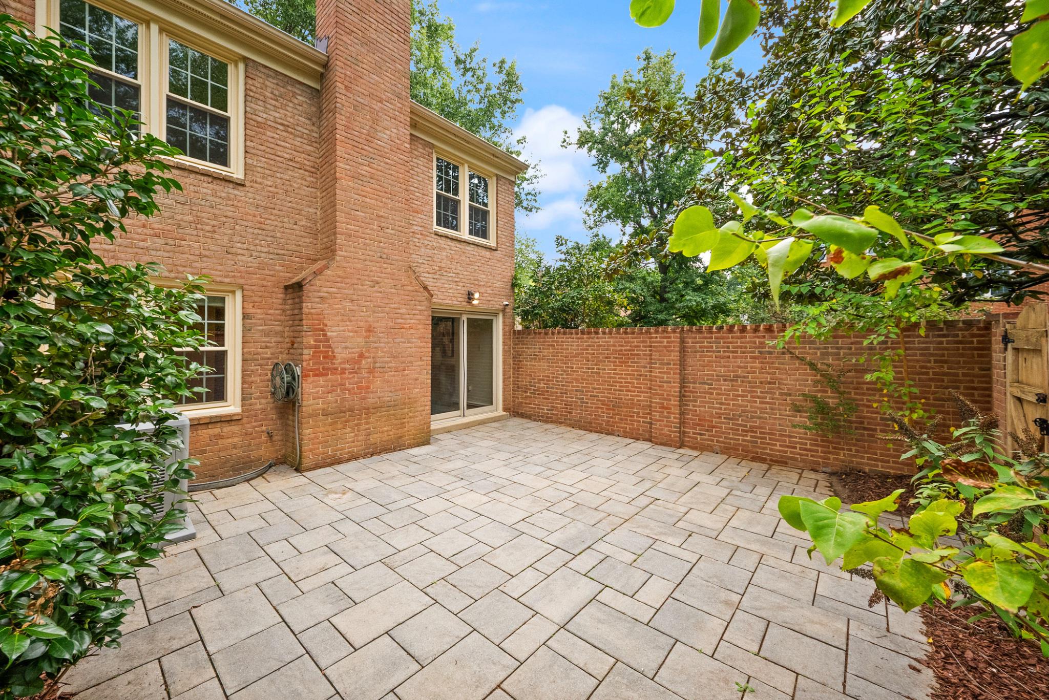  2024 Highboro Way, Falls Church, VA, 22043 - 物件實景