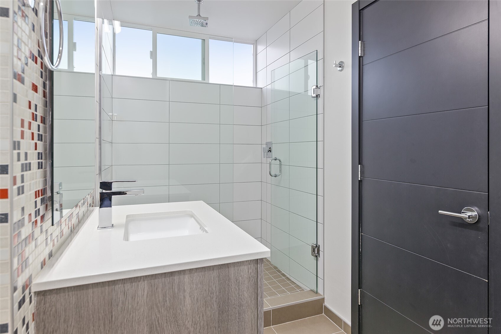 Seattle, Washington, 98103, United States, 2 Bedrooms Bedrooms, ,1 BathroomBathrooms,Residential,For Sale,1991095