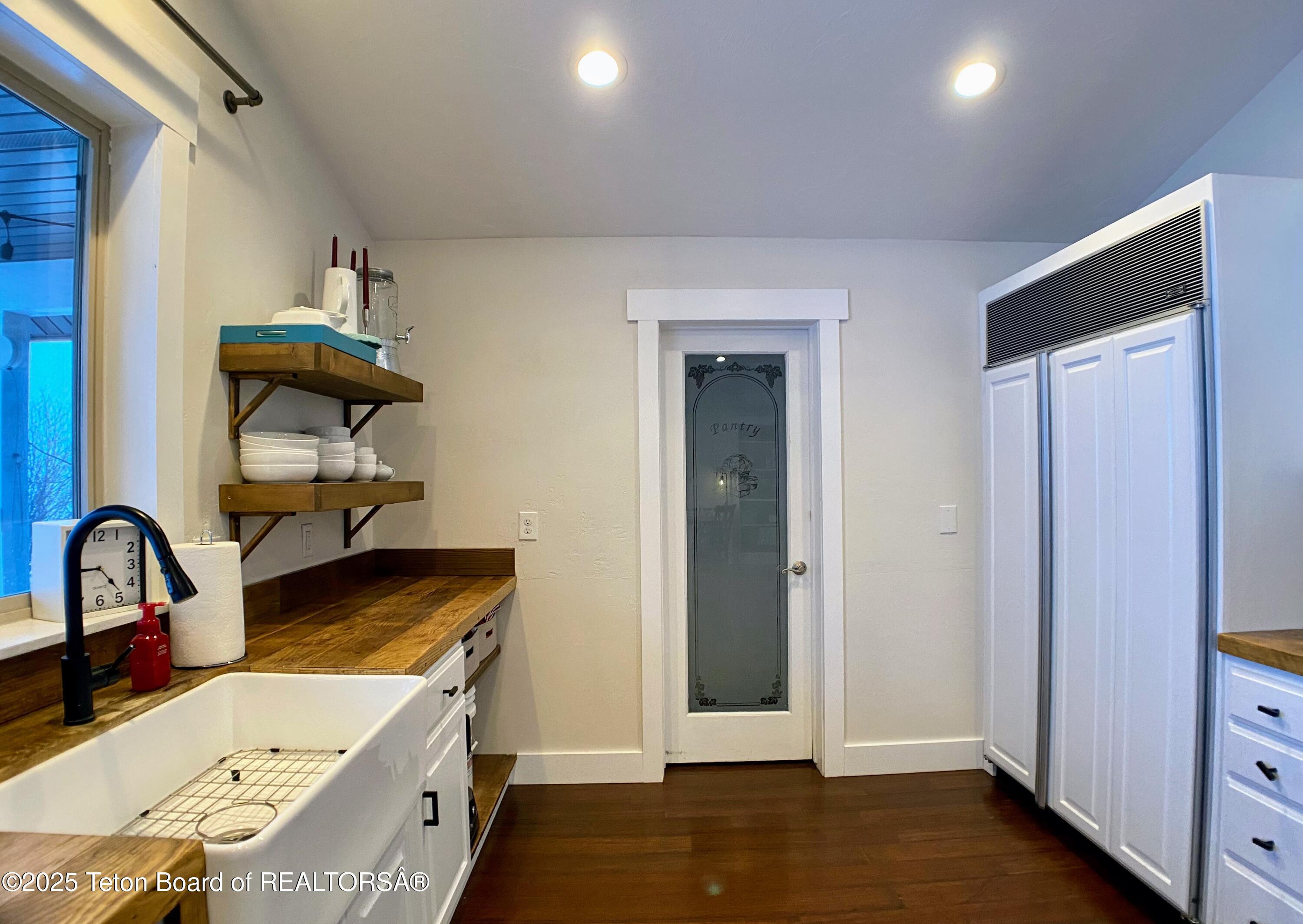 Tetonia, Idaho, 83452, United States, 3 Bedrooms Bedrooms, ,2 BathroomsBathrooms,Residential,For Sale,1898608