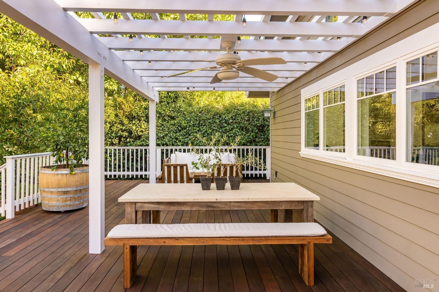St. Helena, California, 94574, United States, 4 Bedrooms Bedrooms, ,4 BathroomsBathrooms,Residential,For Sale,1838873