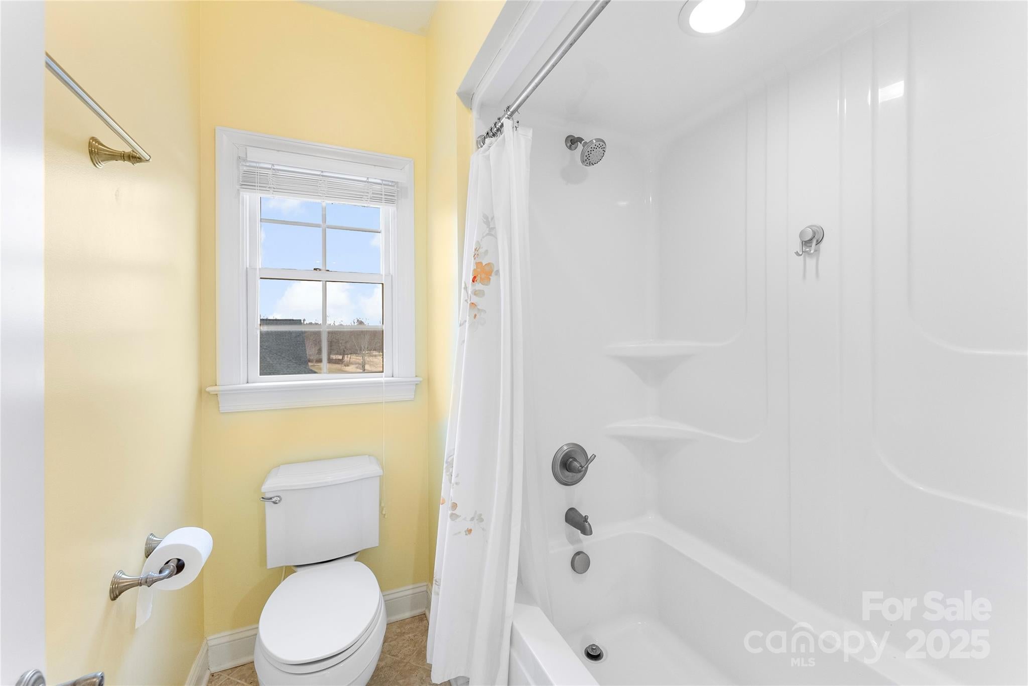Shelby, North Carolina, 28150, United States, 5 Bedrooms Bedrooms, ,5 BathroomsBathrooms,Residential,For Sale,1710055