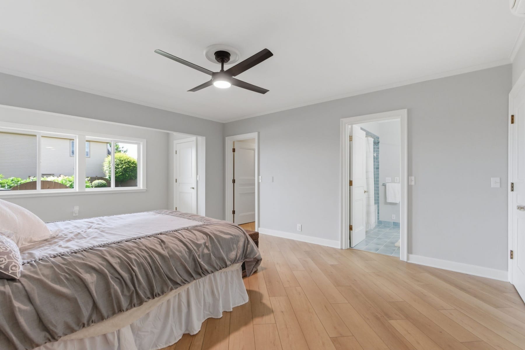  12048 SW CAFFALL LN Tigard, OR 97224 - 物件實景