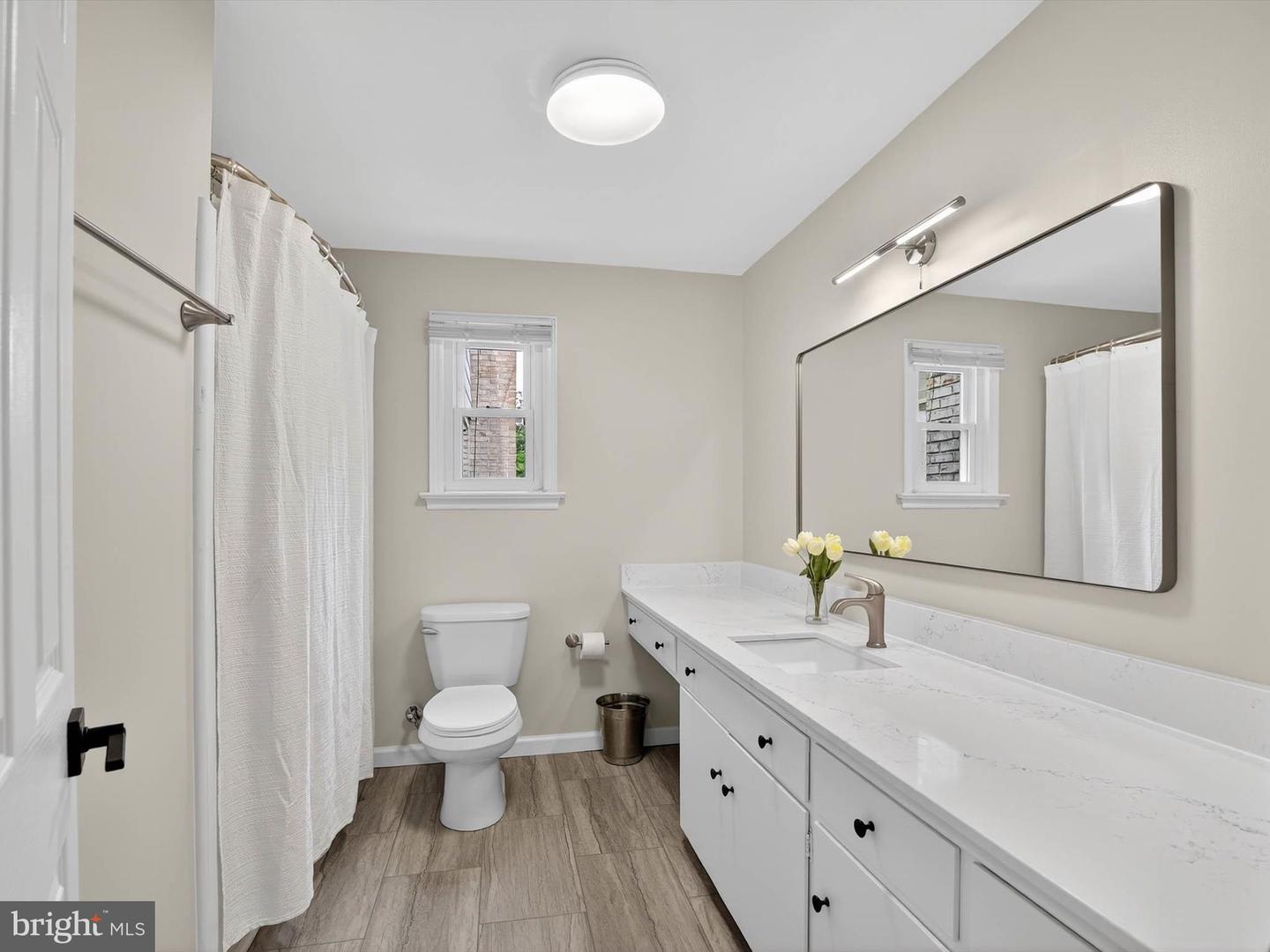 Lancaster, Pennsylvania, 17601, United States, 4 Bedrooms Bedrooms, ,3 BathroomsBathrooms,Residential,For Sale,2003108