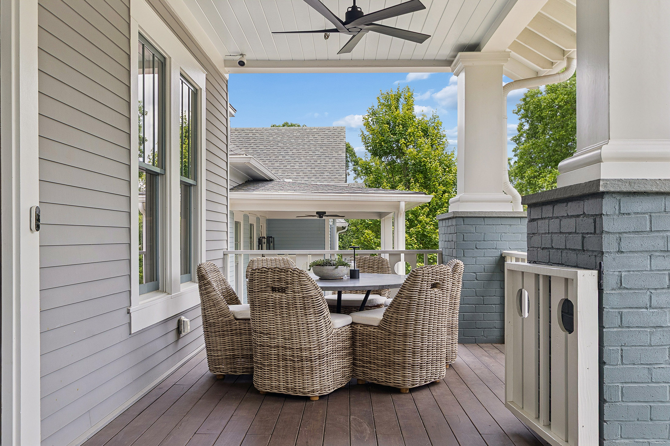  Tucked Away on a Quiet Cul-de-Sac in One of Atlanta