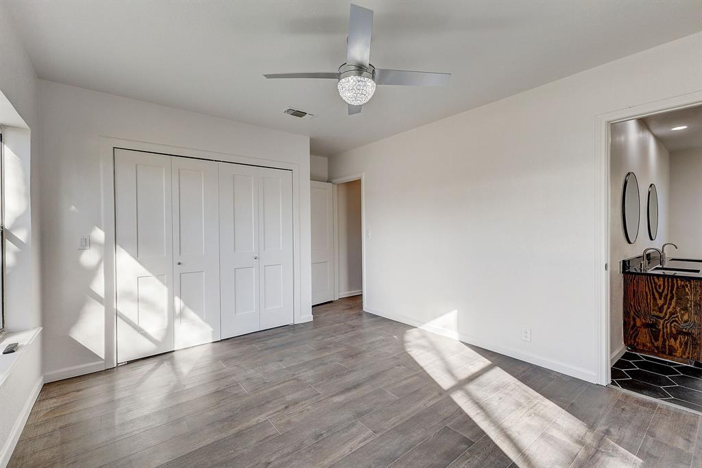 Fort Worth, Texas, 76107, United States, 3 Bedrooms Bedrooms, ,2 BathroomsBathrooms,Residential,For Sale,1915443
